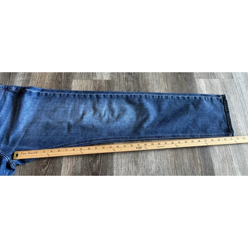 Banana Republic Straight Fit Medium Wash Blue Denim Jeans Men's Size 32 X 34